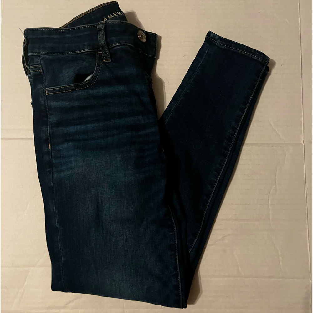 Women’s American Eagle Jeans. Sz 6